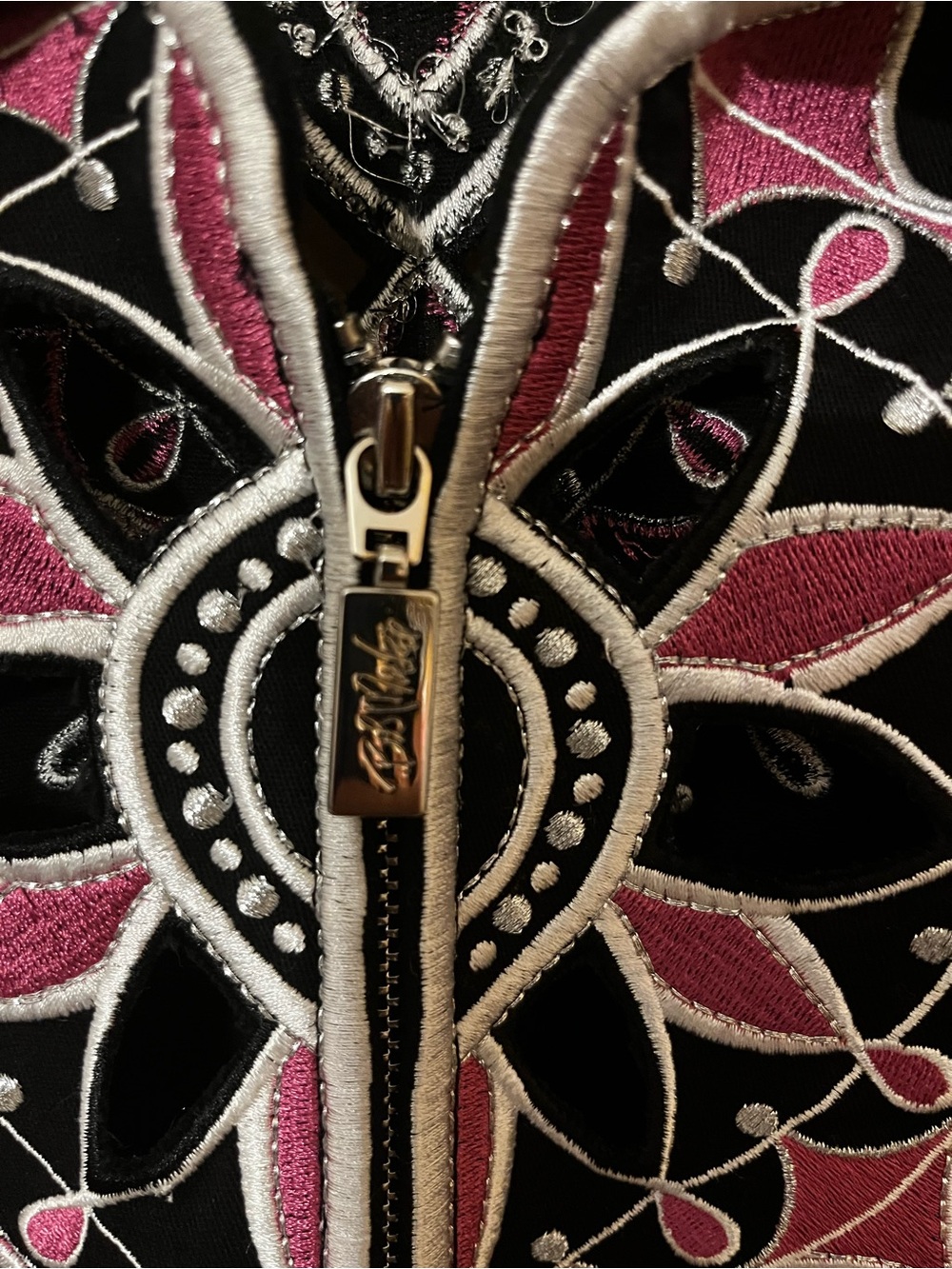 Bob Mackie Wearable Art Vintage Black Jacket with Pink and White Embroidery - Picture 4 of 4